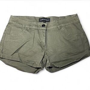 Khaki green shorts